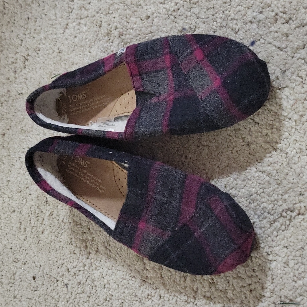Toms Black/Gray/Pink Flats